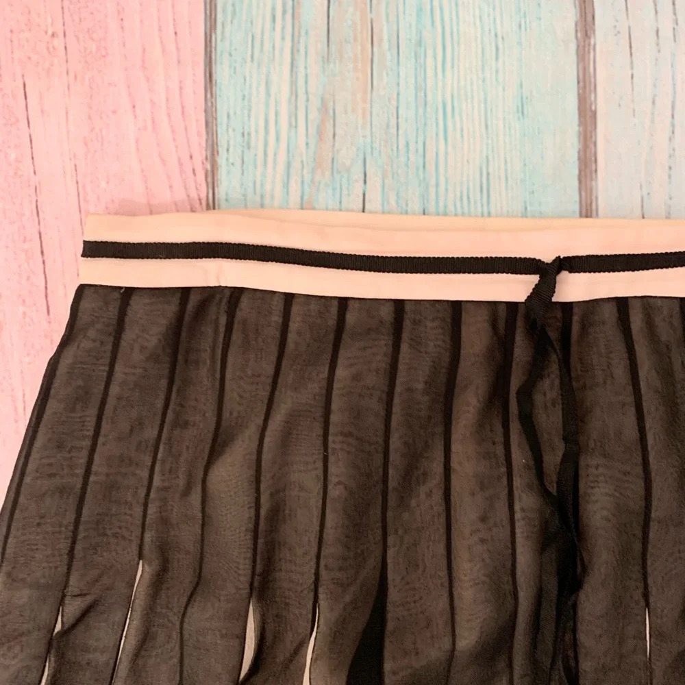 Vintage INC silk pleated skirt - Picture 6 of 9